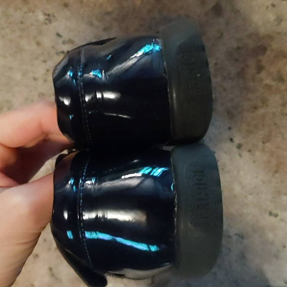 Primigi Mary Jane Shoes 10 Toddler - Picture 5 of 6